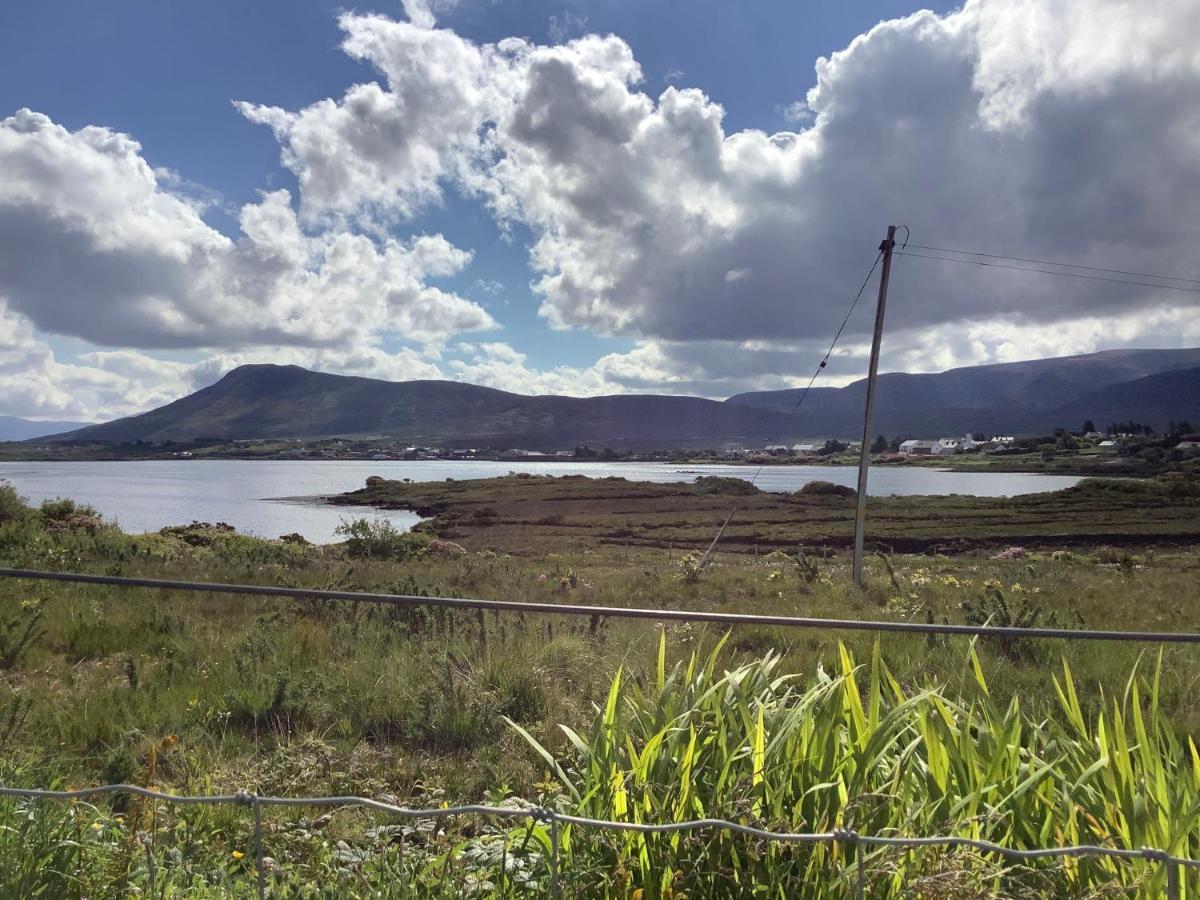 Greenway Lodge B&B Achill Sound Extérieur photo