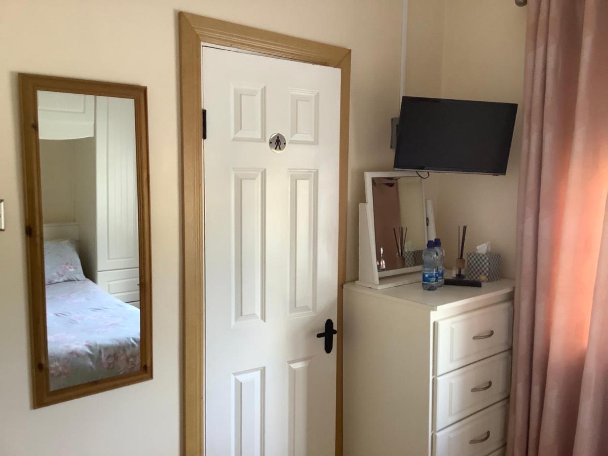Greenway Lodge B&B Achill Sound Extérieur photo