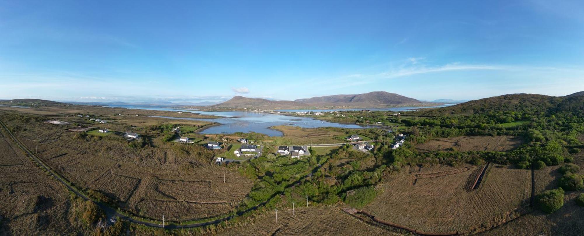 Greenway Lodge B&B Achill Sound Extérieur photo